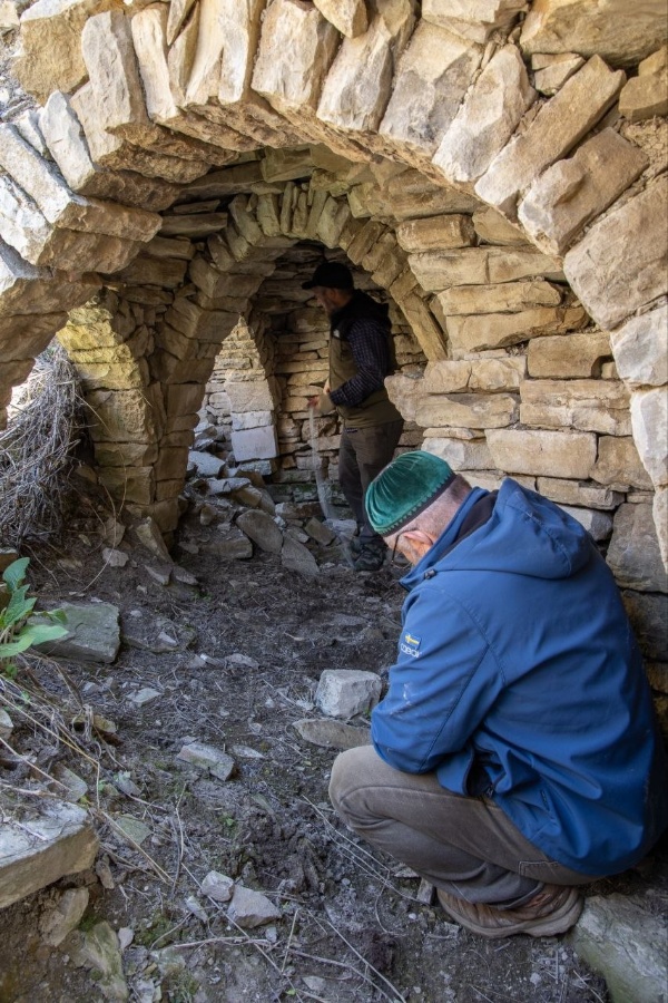The Chechen Museum-Reserve's working group is on another trip, this time to Cheberloy.

The purpose of the trip was to survey the former villages of Ikhara and Makazhoy. As a result of this work, the list of identified cultural heritage sites has been expanded by 12 more.